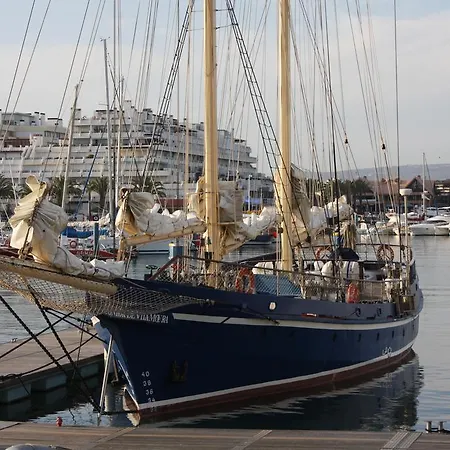 Timeless Vacations Marina Flat Wifi & Pool