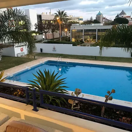 Timeless Vacations Vilamoura Marina Flat Wifi & Pool Apartment