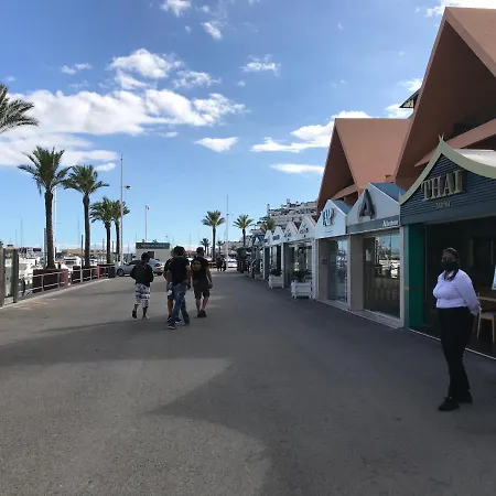 Timeless Vacations Vilamoura Marina Flat Wifi & Pool Vilamoura