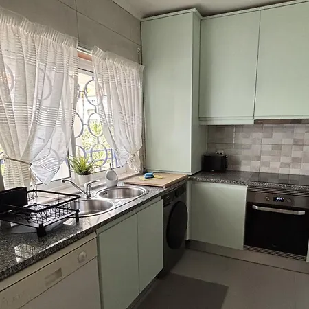 Appartamento Cozy Flat Marina With Pool & Balcony By Timeless Vacations