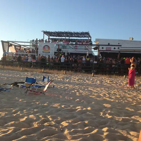 Timeless Vacations Marina Flat Wifi & Pool *